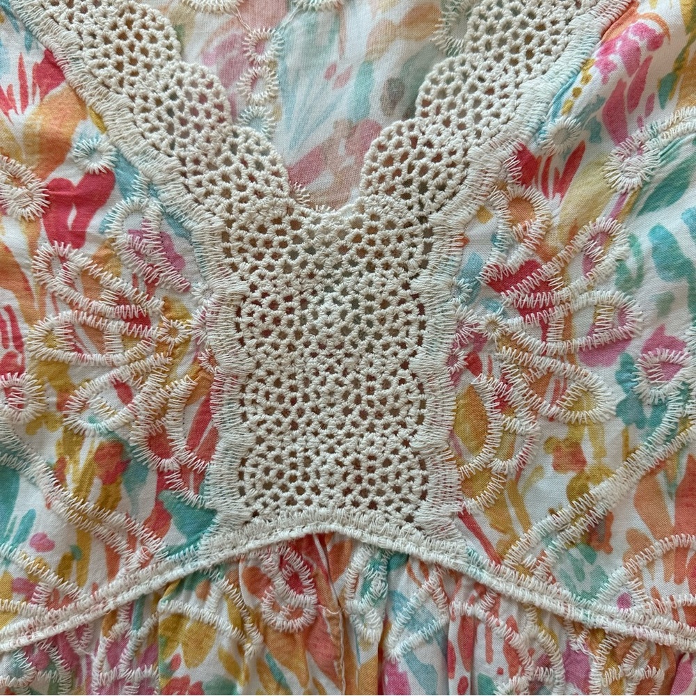 Democracy | NWOT - Woven Print Top w/ Crochet Border - Size XL - Picture 6 of 15